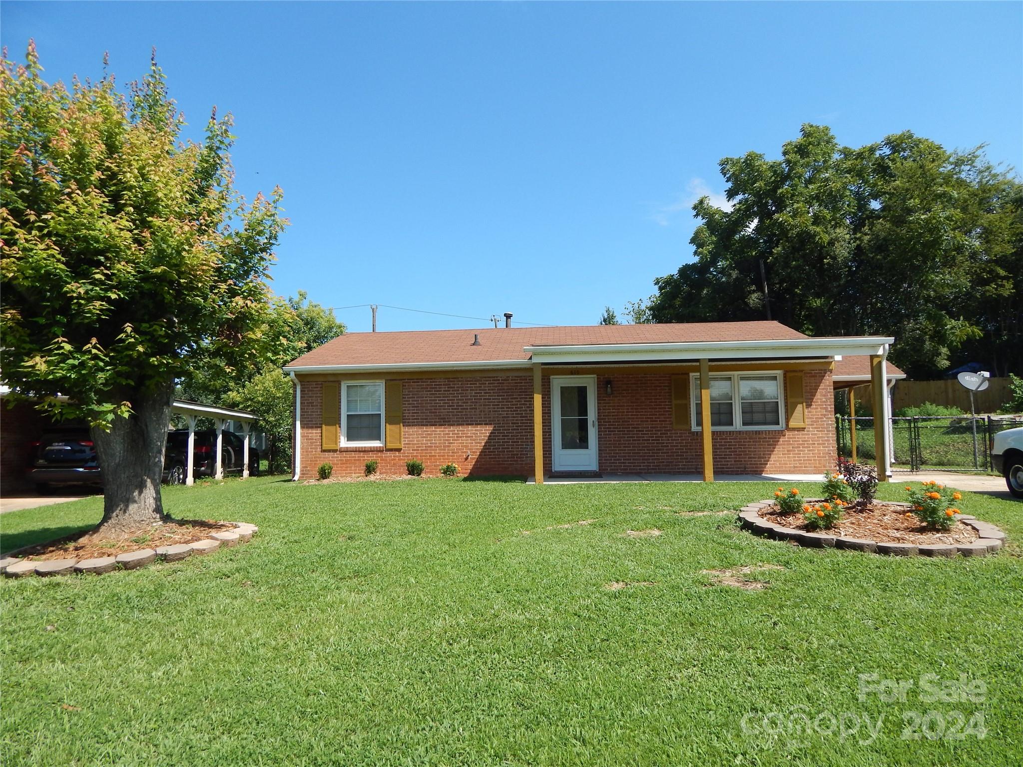 Milan Rd, Charlotte, NC 28216