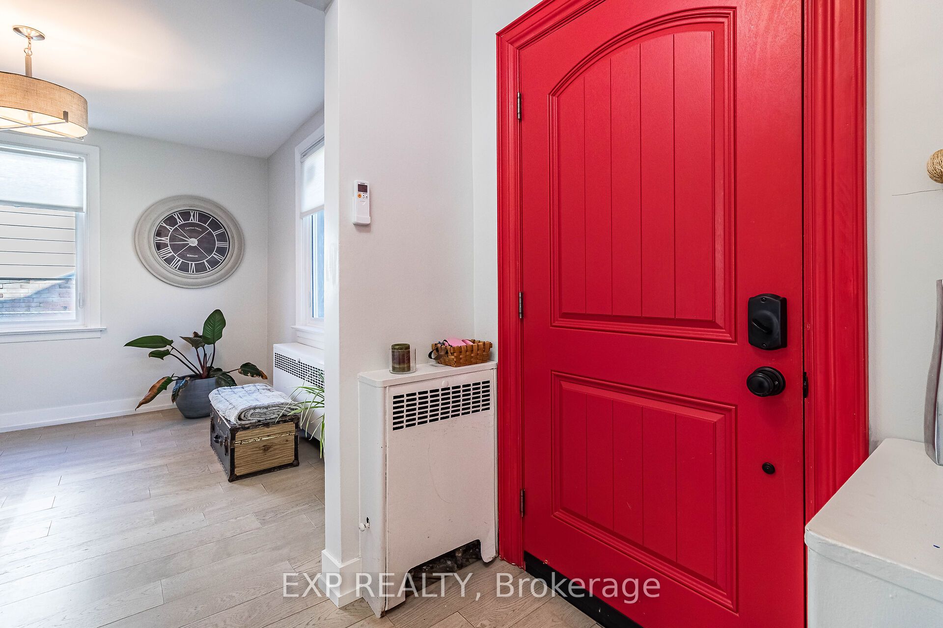 Residential Lease in Toronto W04 3