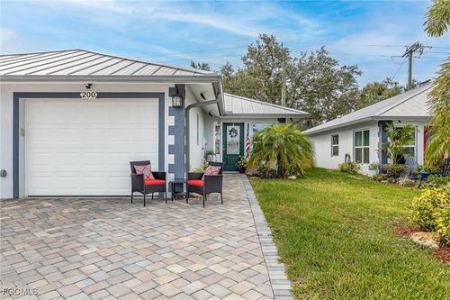 21-200 Village Circle, Labelle, FL, 33935 | Card Image