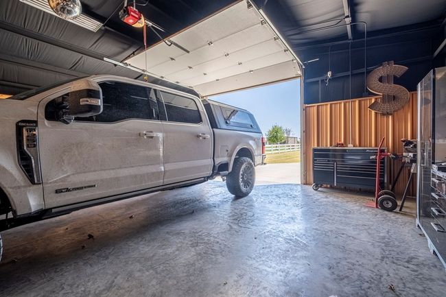 7113 E County Road 114, House other with 4 bedrooms, 4 bathrooms and 3 parking in Midland TX | Image 78