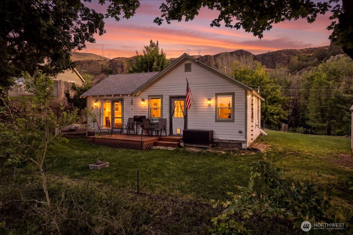 Residential in Grand Coulee 3