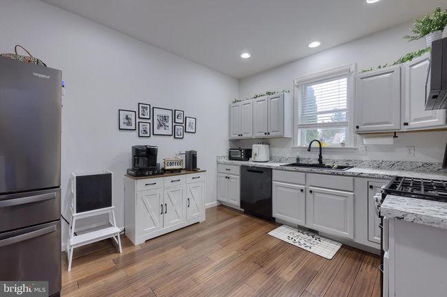 306 S Cherry St, Home with 3 bedrooms, 2 bathrooms and null parking in MYERSTOWN PA | Image 12