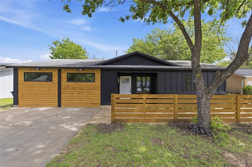 4400 Dovehill Dr, Austin, TX, 78744-4340 | Card Image