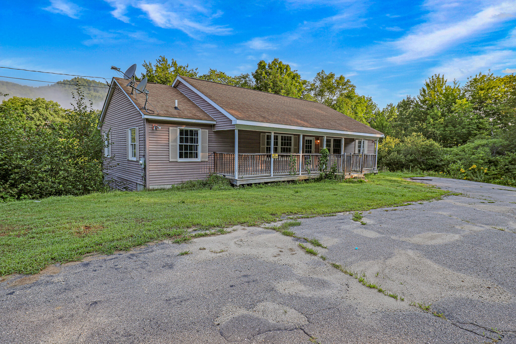 Rumford Rd, Rumford, ME 04276