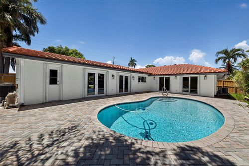 1461 Ne 57th Ct, Fort Lauderdale, FL, 33334-6117 | Card Image