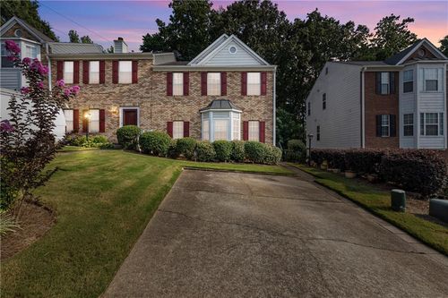 2505 Thorngate Dr, Acworth, GA, 30101-6815 | Card Image