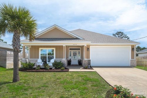 1612 Ponderosa Dr, Gulf Breeze, FL, 32563-9526 | Card Image