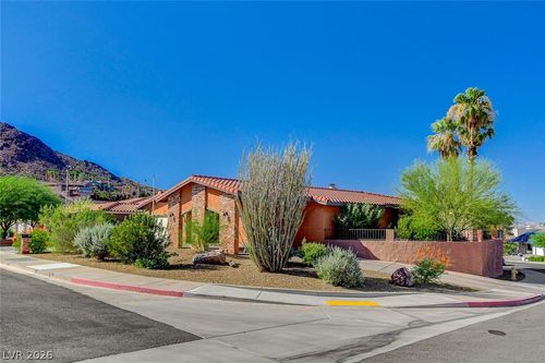 517 Island Cv, Boulder City, NV, 89005-1159 | Card Image