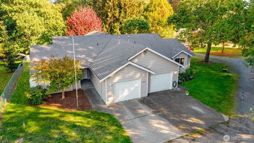 17007 W Lake Goodwin Rd, Stanwood, WA, 98292-8918 | Card Image