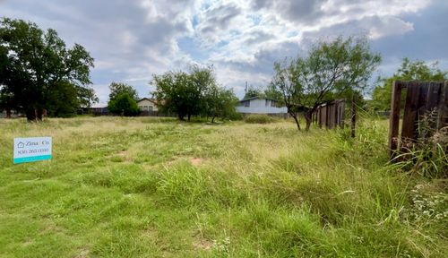 839 Aspen Ln, Cottonwood Shores, TX, 78657-9485 | Card Image