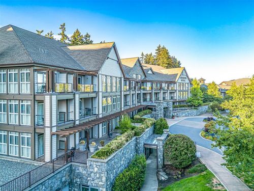 205207d-1376 Lynburne Pl, Victoria, BC, V9B6S1 | Card Image