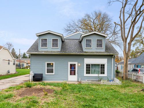 16W583 2nd Ct, Bensenville, IL, 60106-2330 | Card Image
