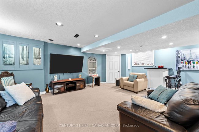 13972 Elginfield Rd, House other with 3 bedrooms, 2 bathrooms and 8 parking in Lucan ON | Image 27