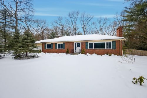 5 Crest Dr W, Dover, MA, 02030-1833 | Card Image