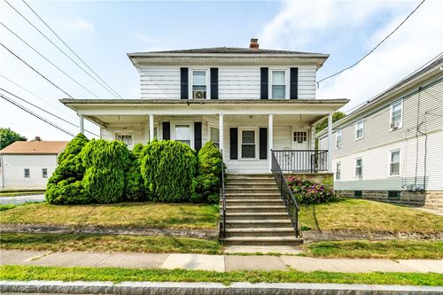 117 Orchard St, East Providence, RI, 02914-4539 | Card Image