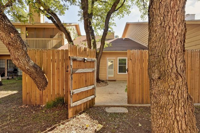 Backyard gate. | Image 23