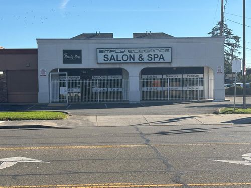 720 S Cherokee Ln, Lodi, CA, 95240-4376 | Card Image