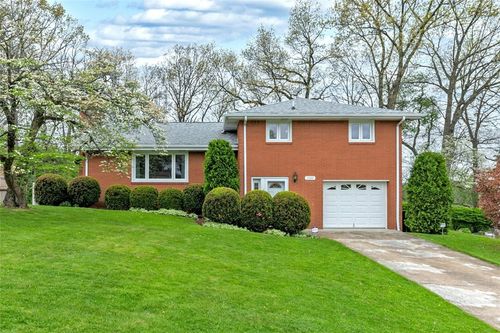 2602 Timothy Dr, Murrysville, PA, 15632-2623 | Card Image