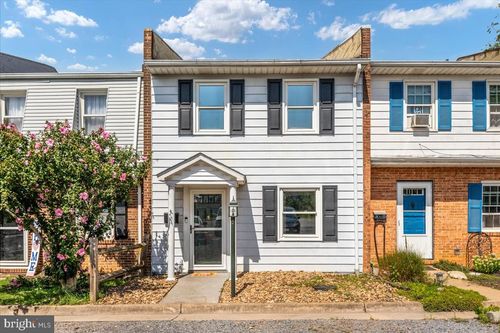 c-9-1045 S Main St, Woodstock, VA, 22664-1047 | Card Image