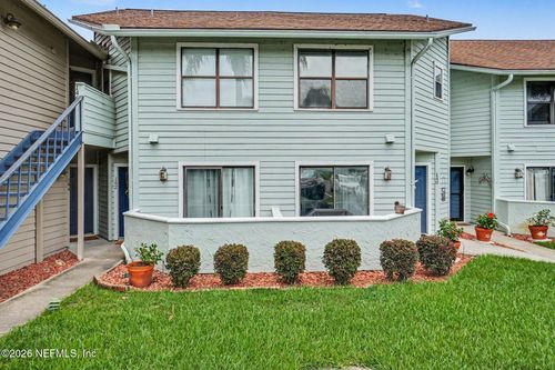 110-142 Governor St, Green Cove Springs, FL, 32043-2550 | Card Image