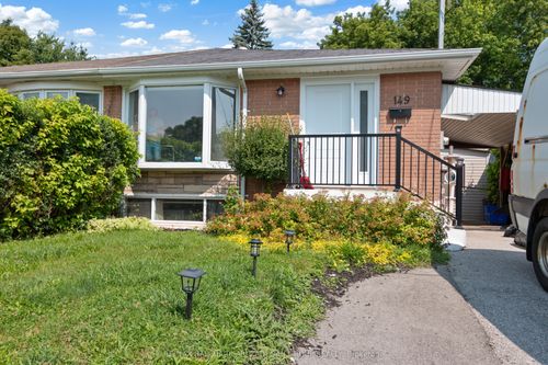 lf-149 Septonne Ave, Newmarket, ON, L3Y2W4 | Card Image