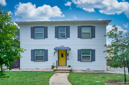 137 E Norwood Ct, San Antonio, TX, 78212-2359 | Card Image