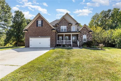 103 Plumstead Ln, Clemmons, NC, 27012-9570 | Card Image