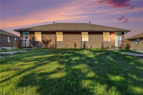 1001 -1003 Sw Kings Cross Road, Blue Springs, MO, 64014 | Card Image