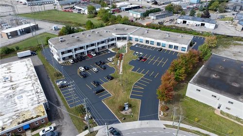 410 Conestogo Rd, Waterloo, ON, N2L4E2 | Card Image