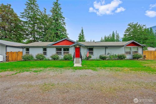 405 415th Ave Se, Gold Bar, WA, 98251-9610 | Card Image