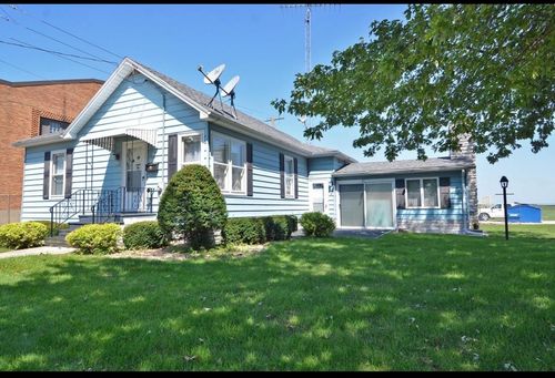 320 W Main St, Grand Ridge, IL, 61325-9593 | Card Image