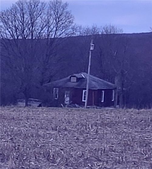 1650 County Line Rd, Acme, PA, 15610 | Card Image