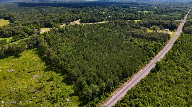 DJI_20250605160535_0677_D.00_01_39_12.St | Image 42