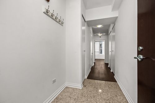 apt-17i-33 W Ontario St, Chicago, IL, 60654-7764 | Card Image