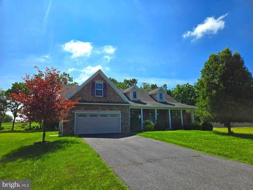 1247 Crushed Apple Dr, MARTINSBURG, WV, 25403-7601 | Card Image