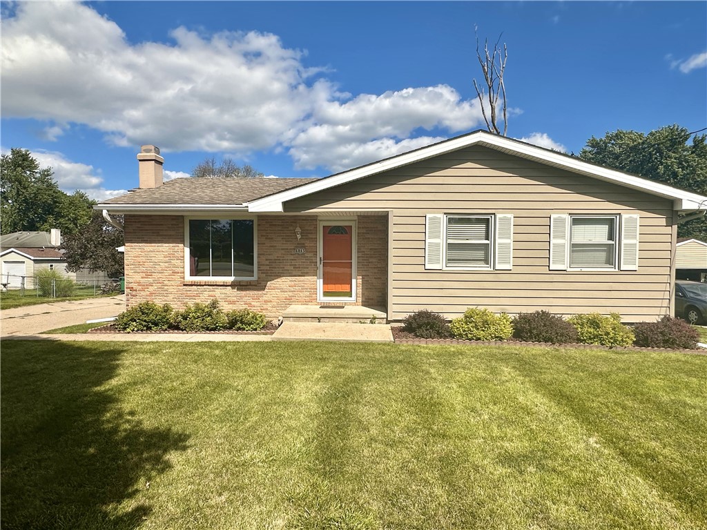 6th Dr, Des Moines, IA 50313