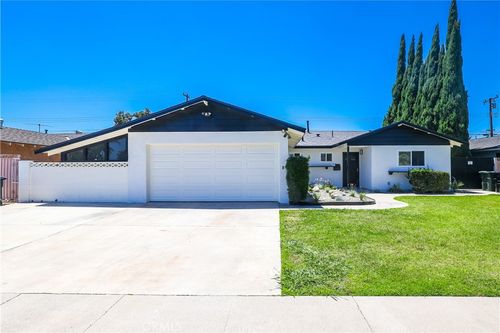 13871 Ward St, Garden Grove, CA, 92843-3341 | Card Image