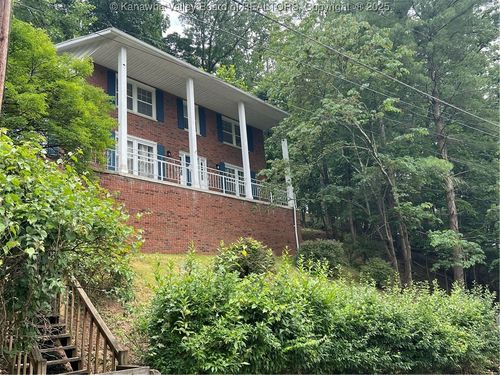 938 Harmony Ln, South Charleston, WV, 25303-2703 | Card Image