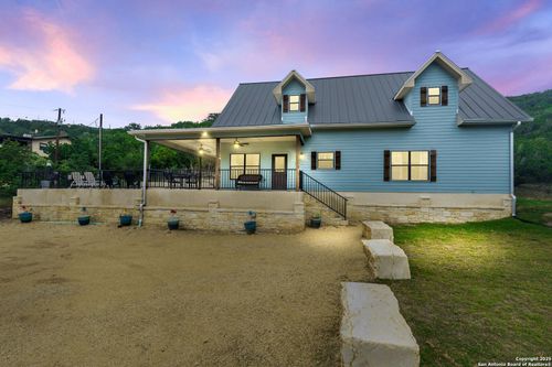 488 Canyon Oaks Rd, Concan, TX, 78838 | Card Image