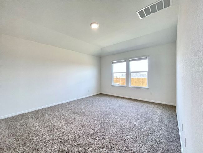 590 Gladiola Loop, House other with 4 bedrooms, 2 bathrooms and 2 parking in Kyle TX | Image 22