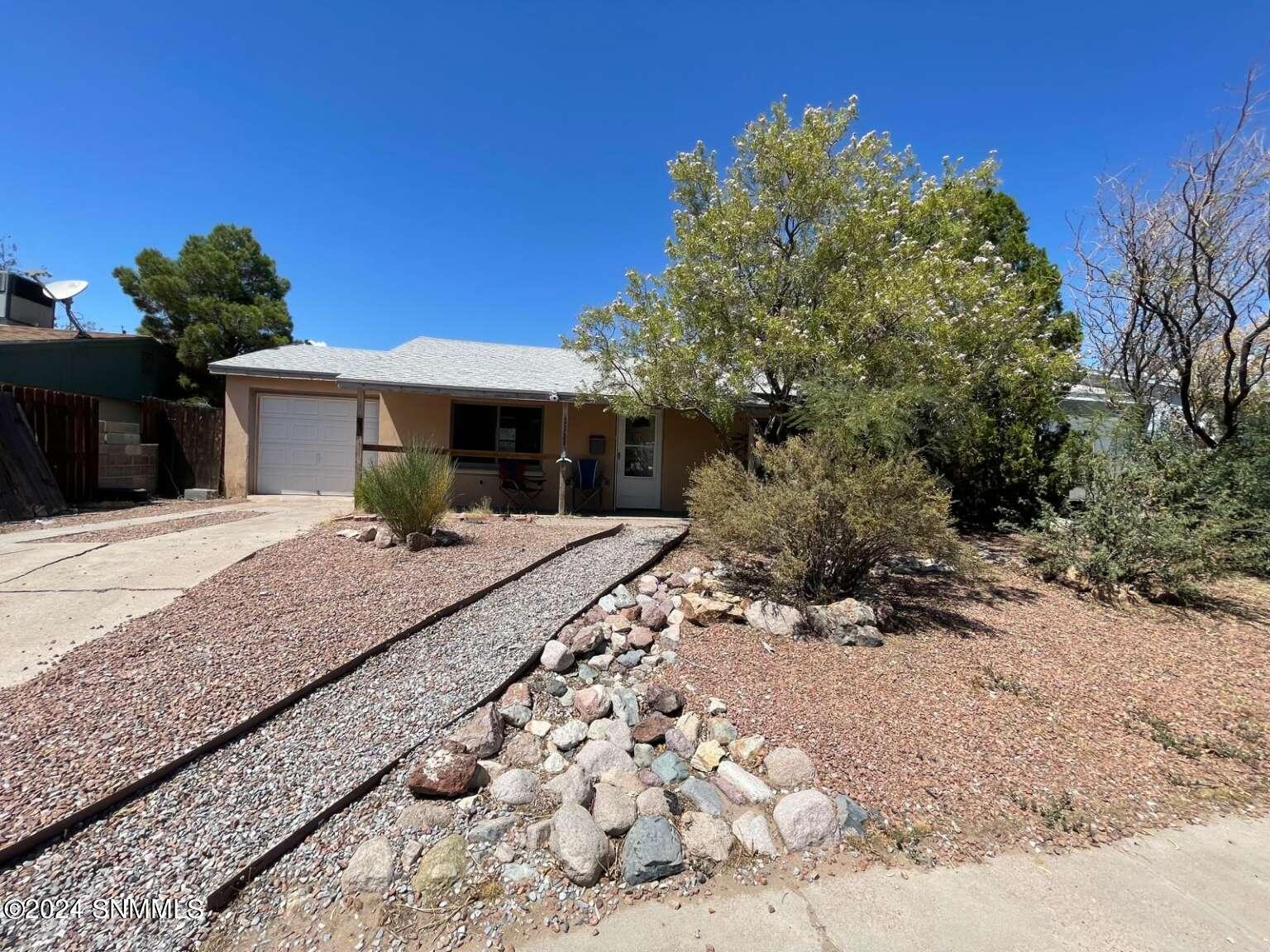 Gardner Ave, Las Cruces, NM 88001