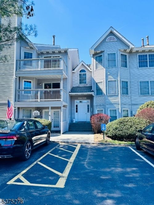 70 Boulder Run Rd, Paterson, NJ, 07501-3353 | Card Image