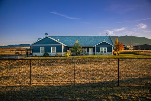 5865 Kamp Rd, East Helena, MT, 59635-9449 | Card Image