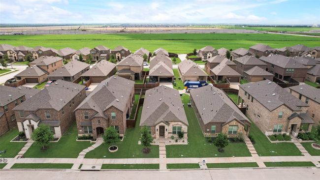 Aerial perspective of suburban area | Image 7