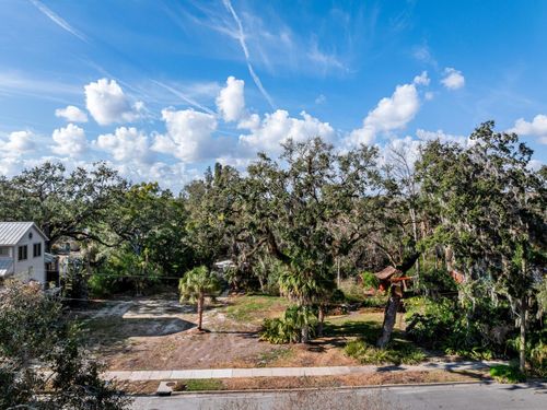 1214 E Park Cir, TAMPA, FL, 33604-4335 | Card Image