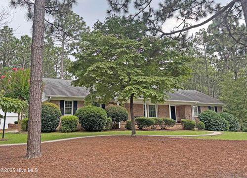355 Stoneyfield Dr, Southern Pines, NC, 28387-7160 | Card Image