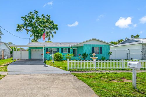 5107 Pine St, Seffner, FL, 33584-4440 | Card Image