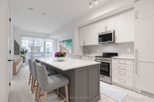 451-2450 Old Bronte Rd, Oakville, ON, L6M5P6 | Card Image