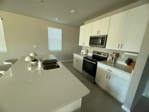 389 Salisbury Cir, Fort Pierce, FL, 34982-3911 | Card Image