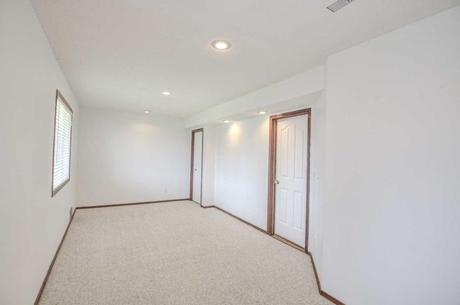 101 Shawbrooke Green Sw, House other with 2 bedrooms, 2 bathrooms and 4 parking in Calgary AB | Image 26